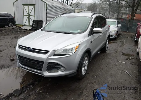 2016 Ford Escape Se z USA, uszkodzony, nr VIN 1FMCU9GX2GUB29946